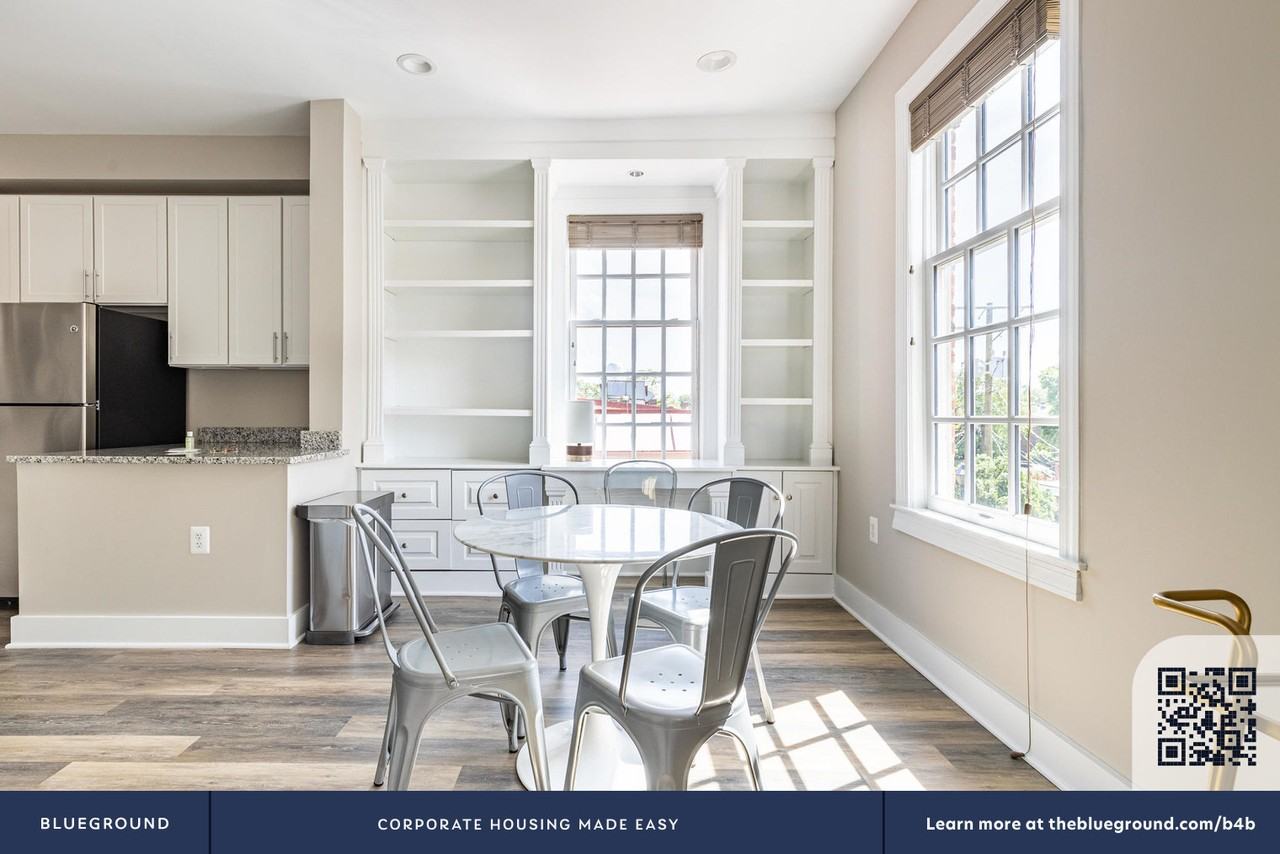 700 Duke Street - Photo 6 of 23