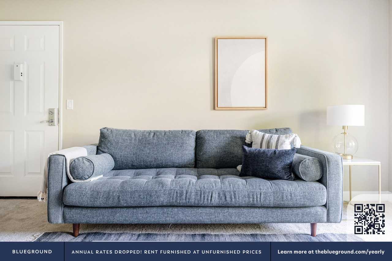 2147 Newhall Street - Photo 4 of 69