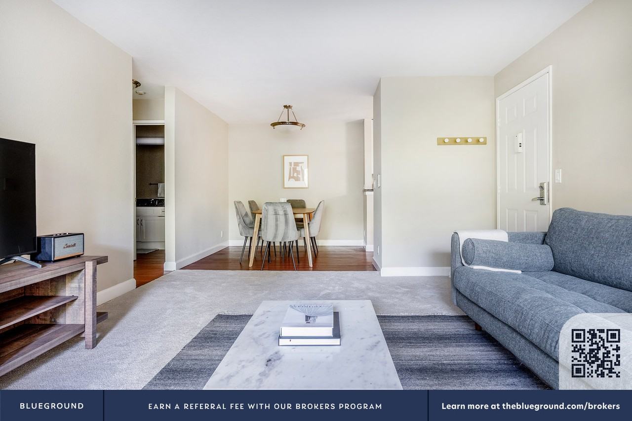 2147 Newhall Street - Photo 5 of 69