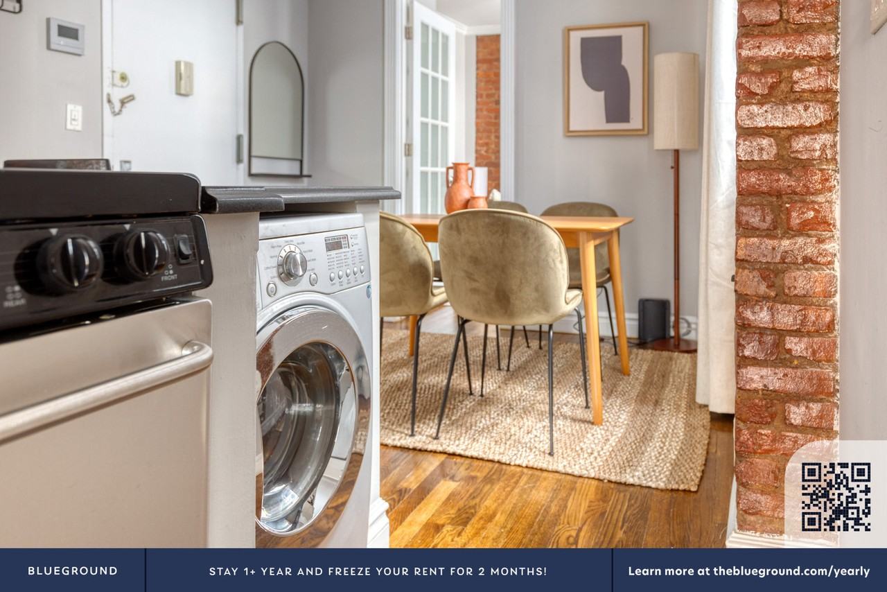 416 E 13th St #824 - Photo 7 of 18