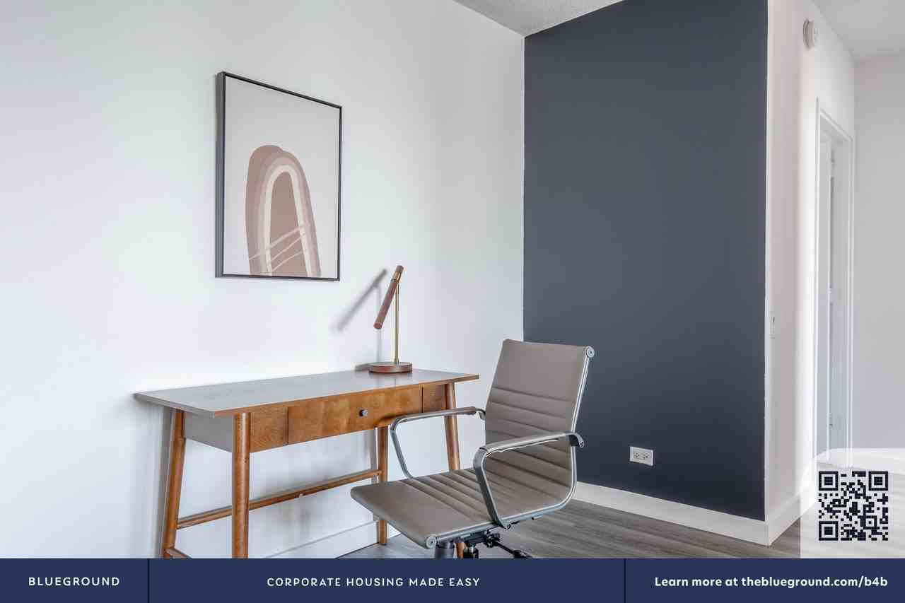 401 East 34th Street - Photo 6 of 50