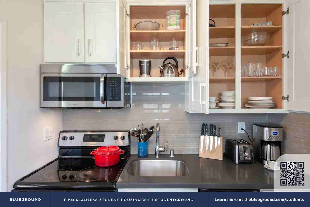 11611 Chenault St #60 - Photo 6 of 27