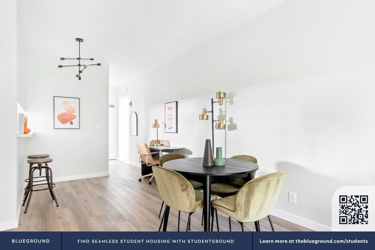 1620 S Bentley Ave #902 - Photo 7 of 21