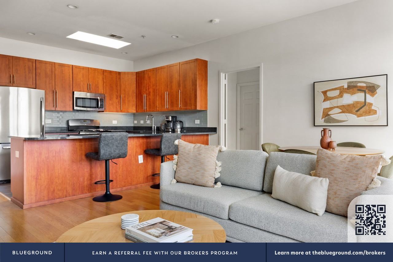 830 Madison St #890 - Photo 4 of 24