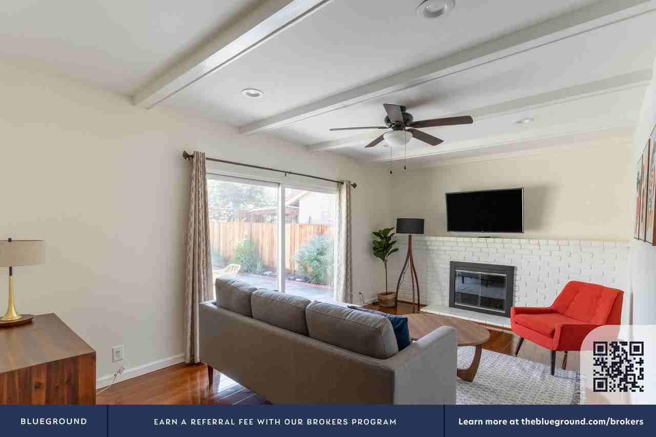 1774 Locksley Park Dr #1641 - Photo 4 of 29