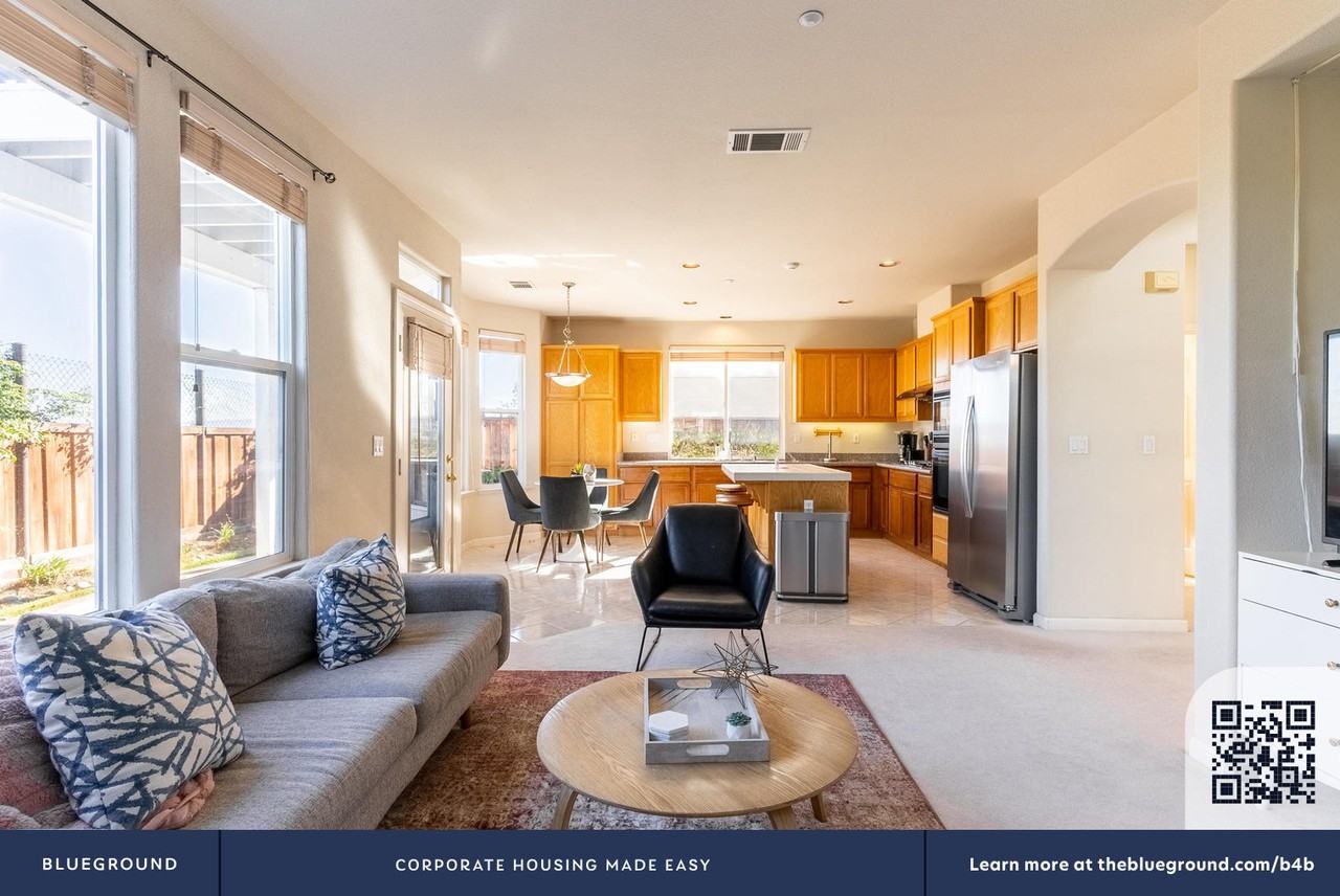 36226 Crystal Springs Dr #1586 - Photo 5 of 49