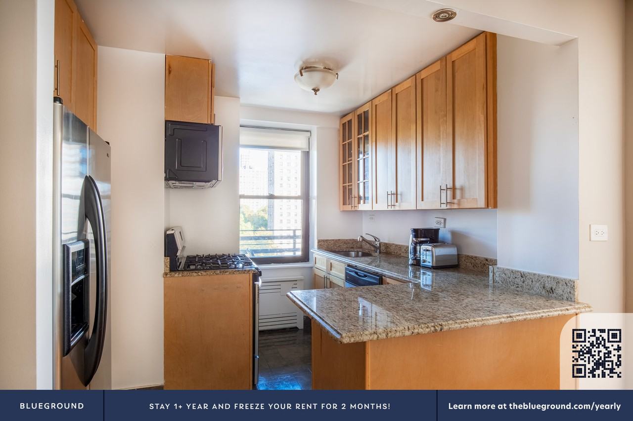 788 Columbus Avenue - Photo 7 of 28