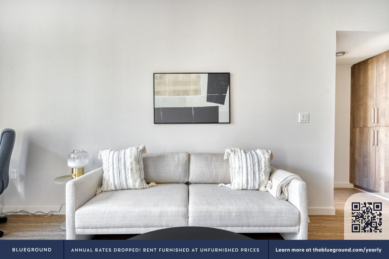 650 East Capitol Avenue - Photo 3 of 44