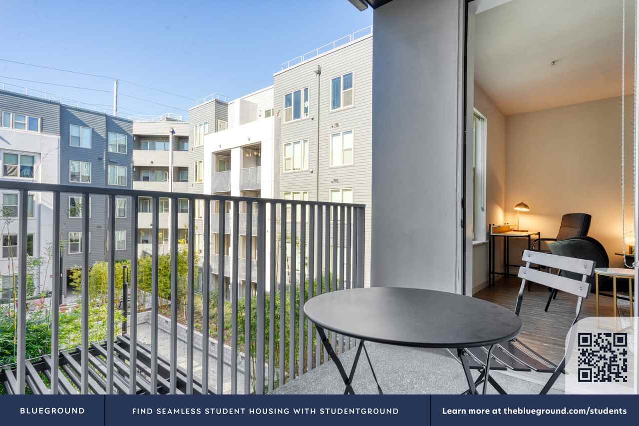 650 East Capitol Avenue - Photo 6 of 44