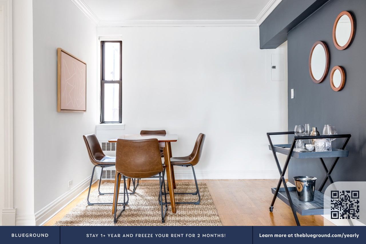 108 West 15th Street - Photo 7 of 39