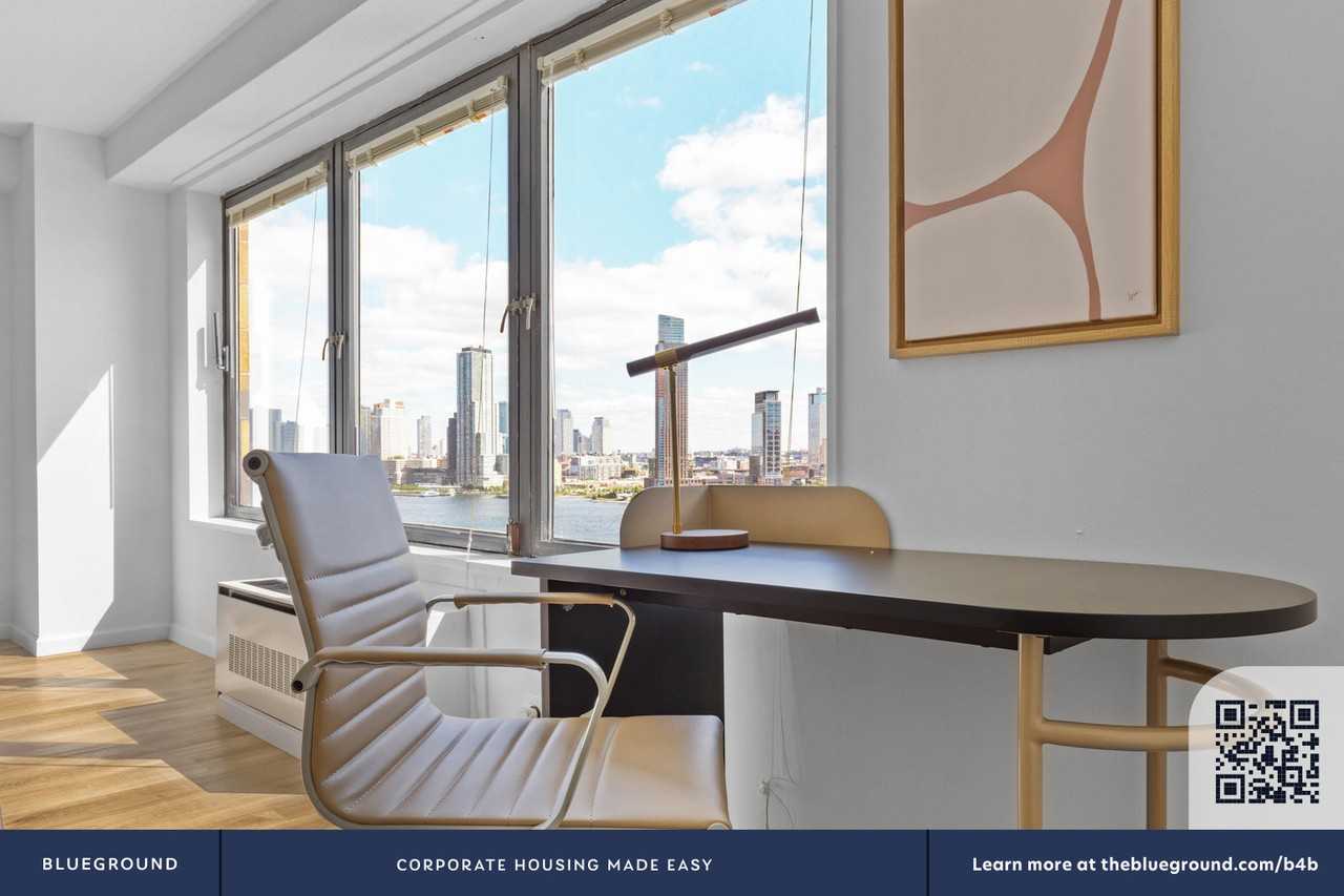 20 Waterside Plaza - Photo 6 of 42