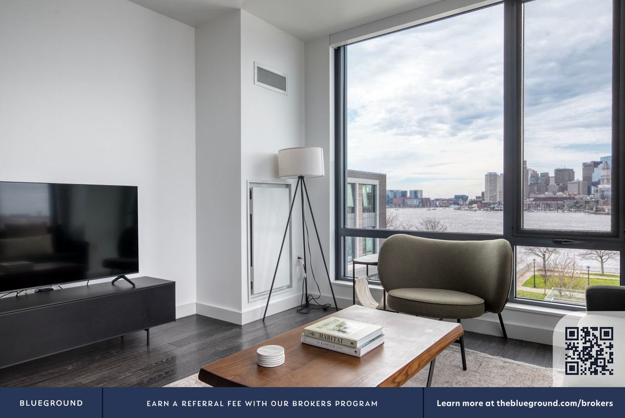 10 New Street - Photo 4 of 39