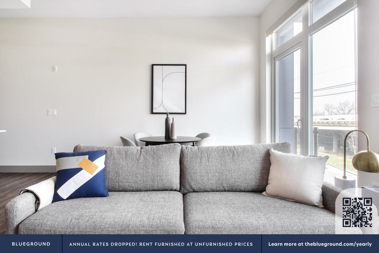 400 Mystic Avenue - Photo 3 of 60