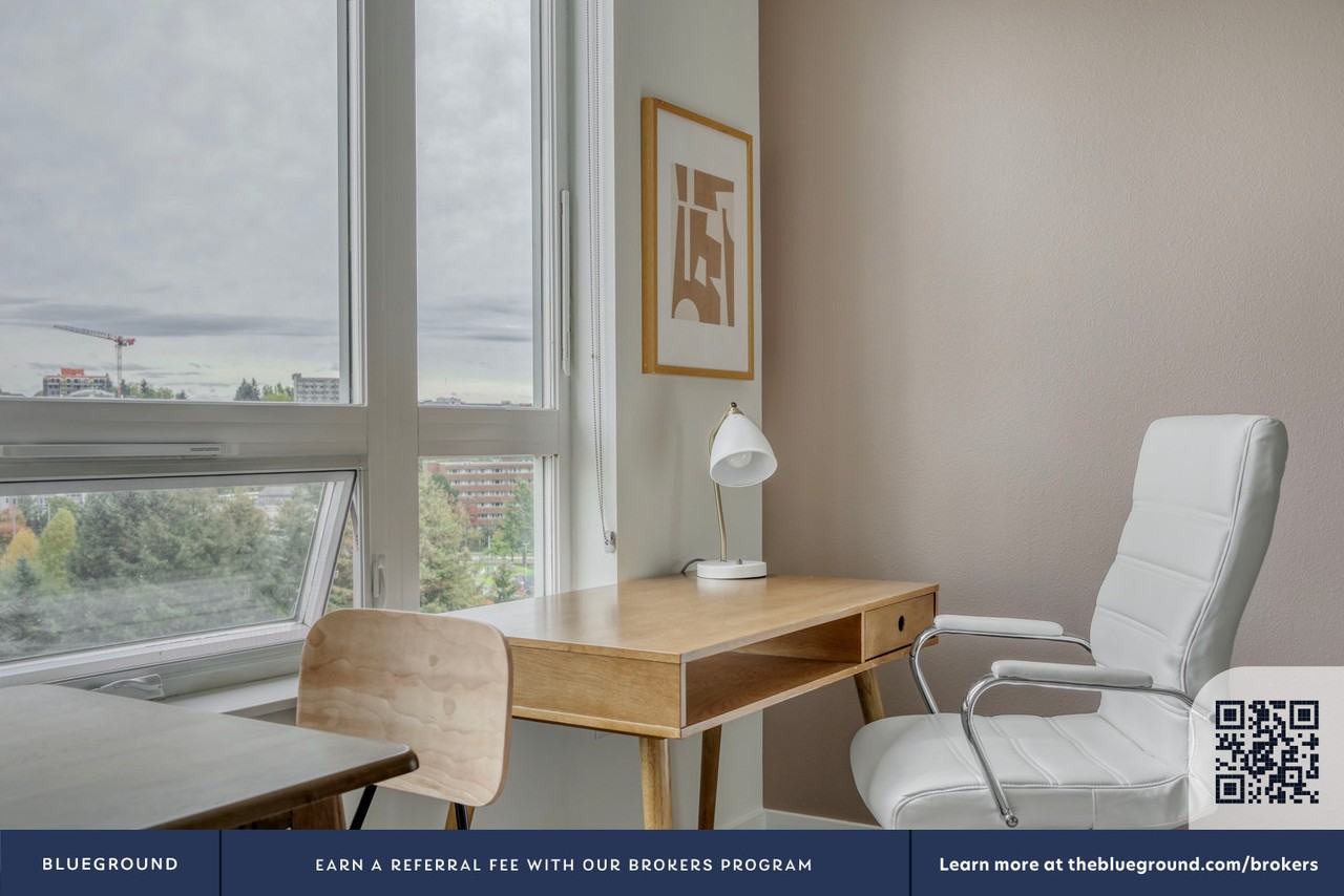 125 Boren Avenue South - Photo 5 of 47