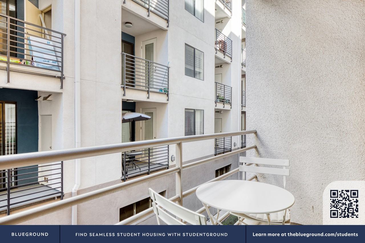 10925 Bluffside Dr #628 - Photo 6 of 35