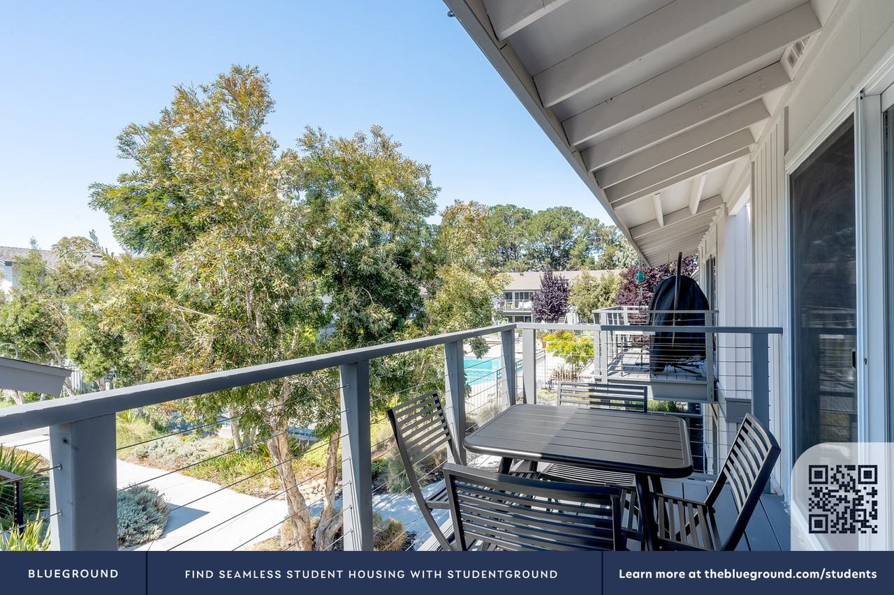 707 Bounty Dr #593 - Photo 6 of 30