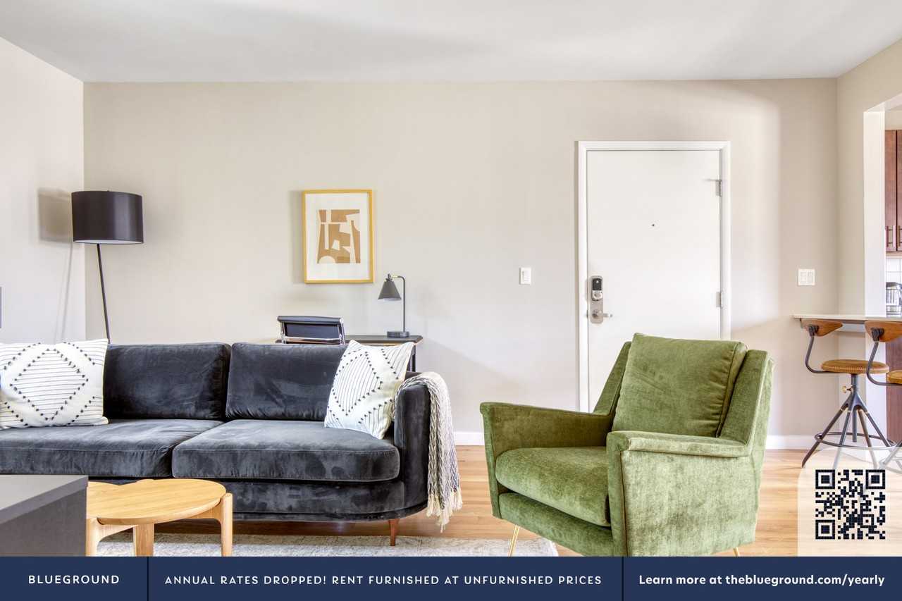 1067 Elkgrove Ave #494 - Photo 4 of 27