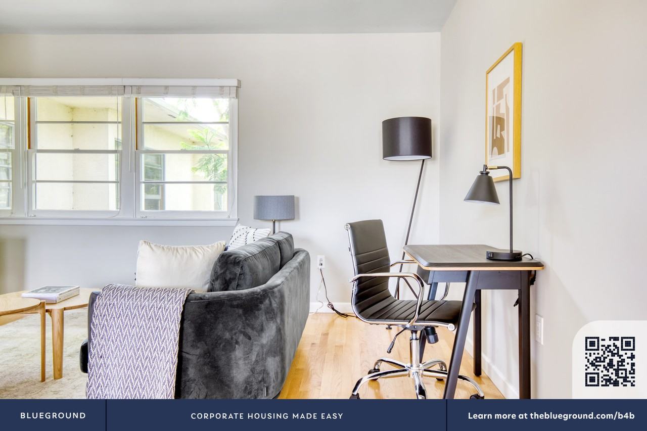 1067 Elkgrove Ave #494 - Photo 6 of 27