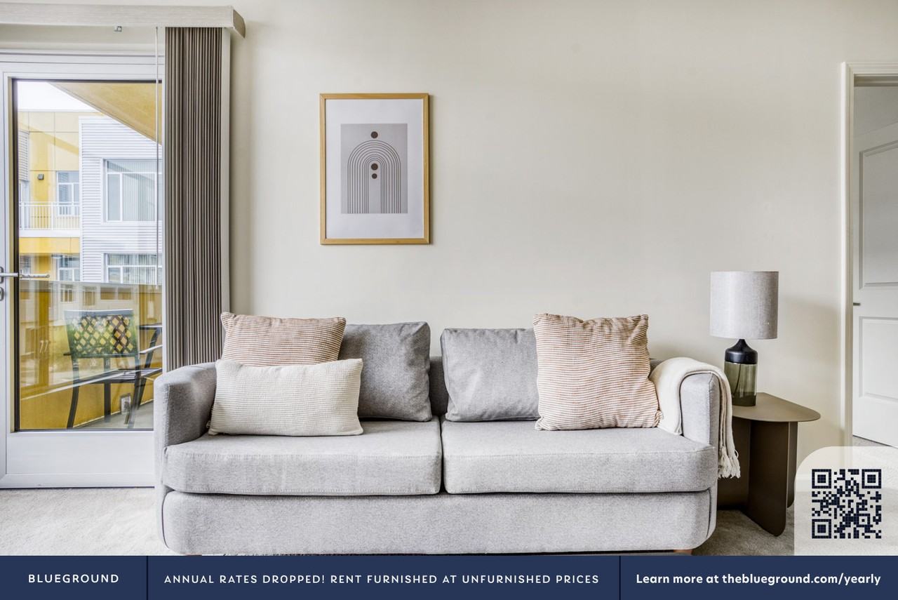 2865 Park Blvd #802 - Photo 4 of 33