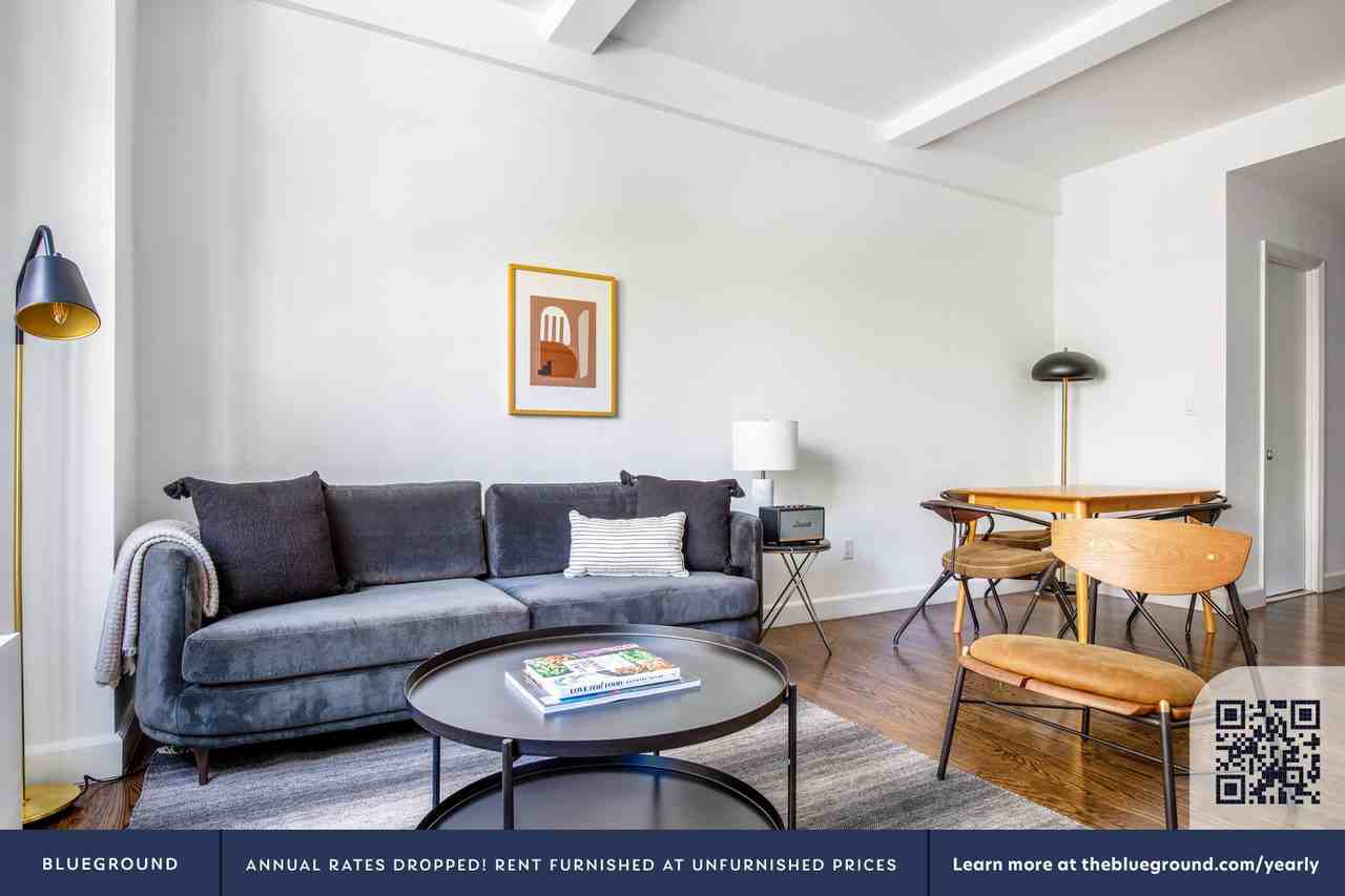 212 West 91st Street - Photo 4 of 31