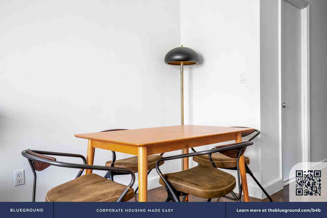 212 West 91st Street - Photo 6 of 31