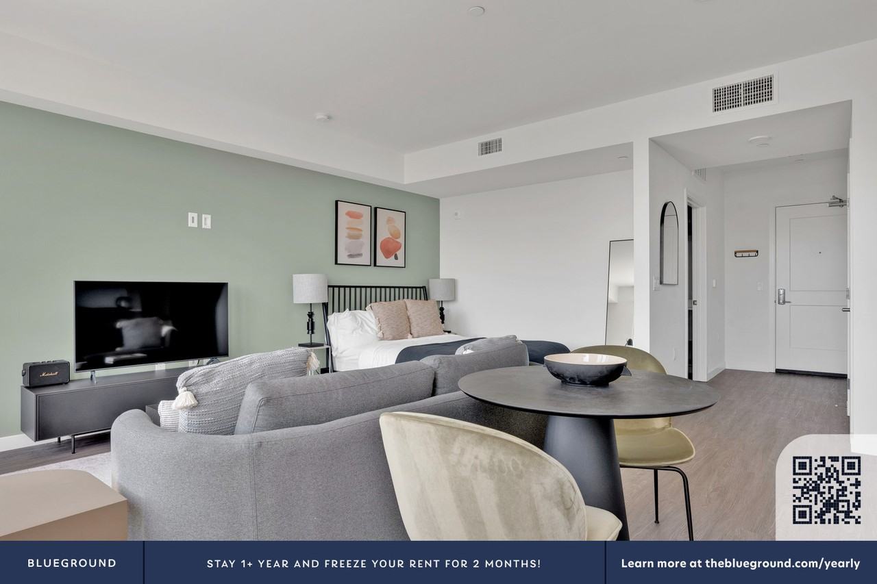 4510 Hubbard Street #1036 - Photo 7 of 38