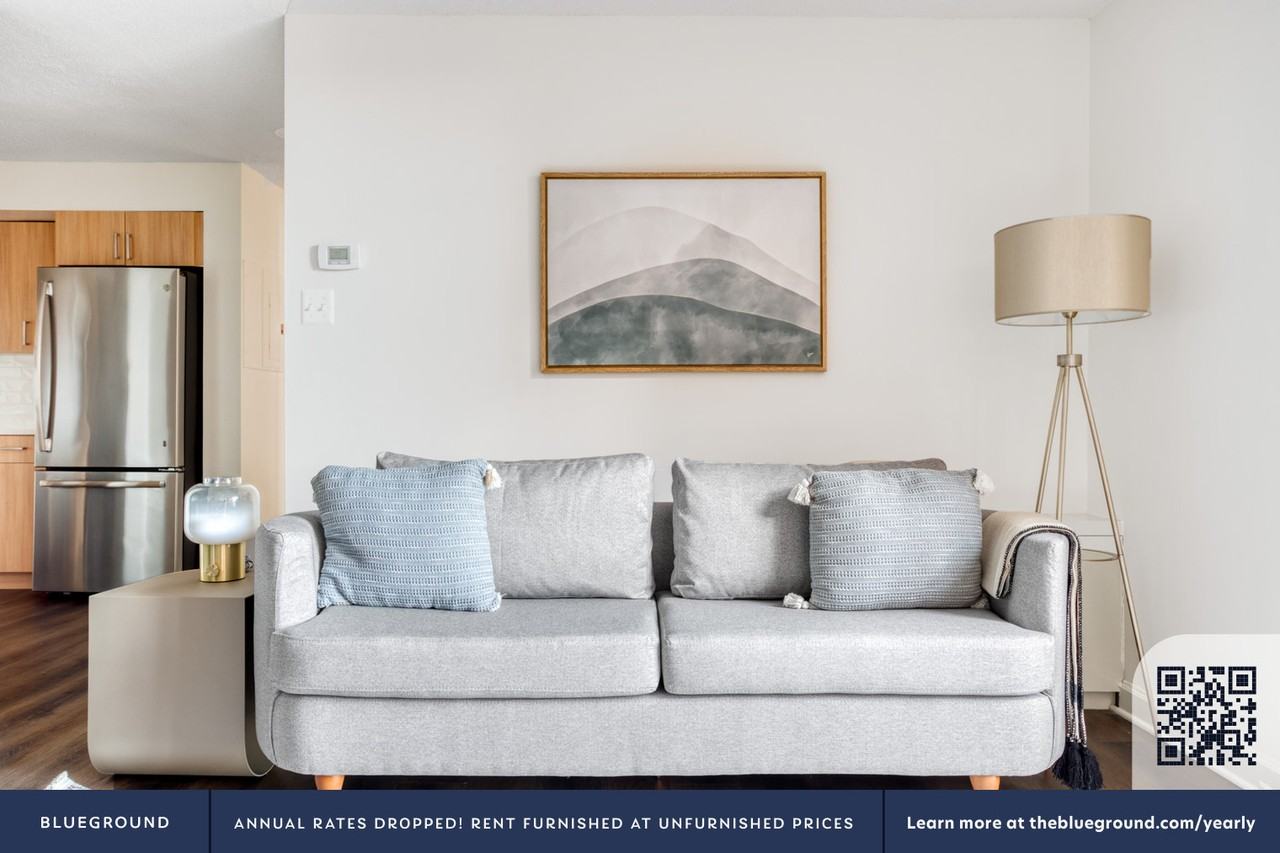 801 15th Street South - Photo 3 of 30