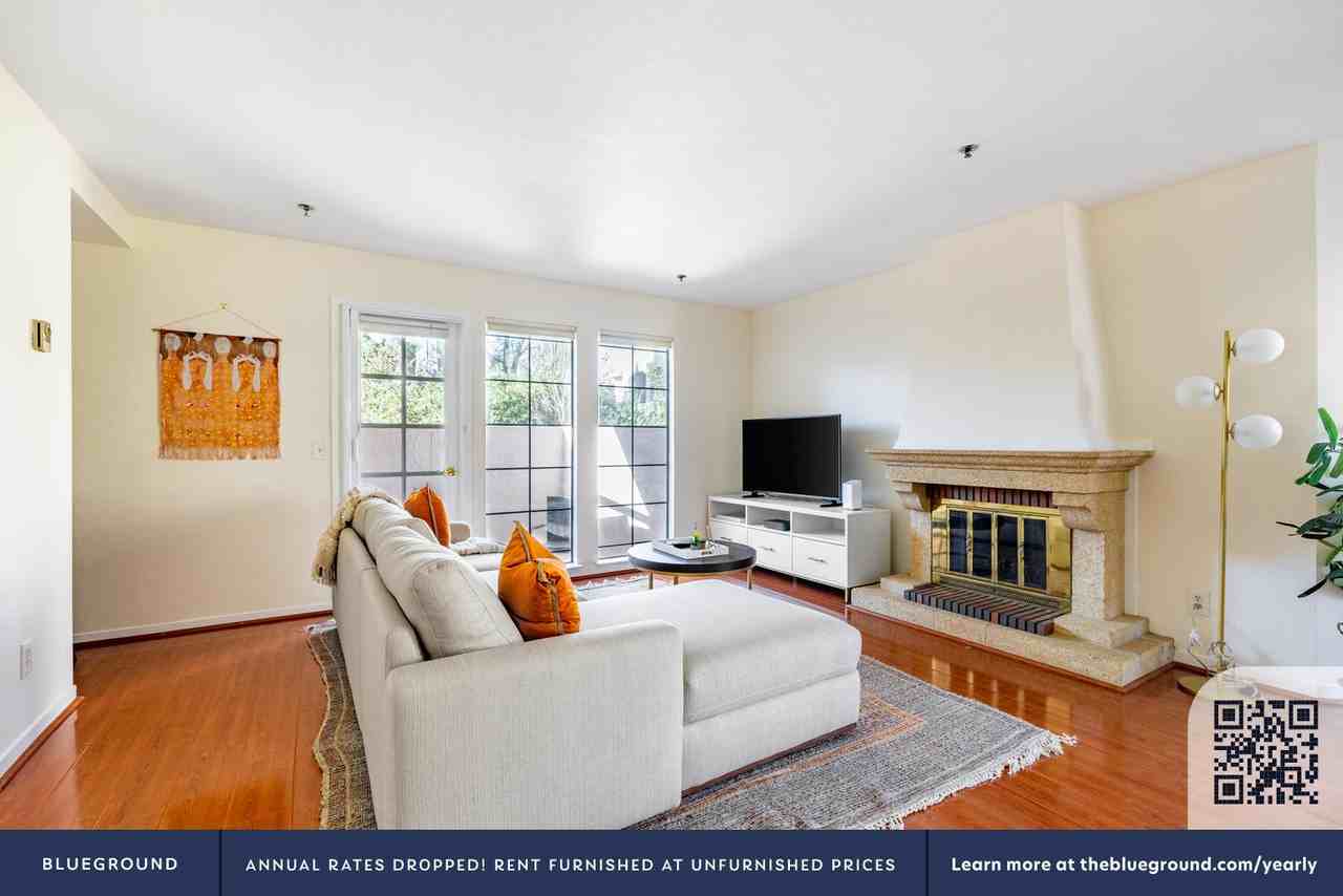 10161 Danube Dr #1652 - Photo 3 of 32