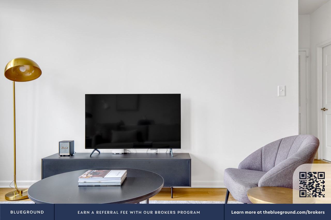 801 Monroe Street - Photo 5 of 46