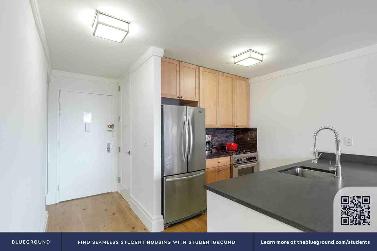 201 East 86th Street - Photo 6 of 25