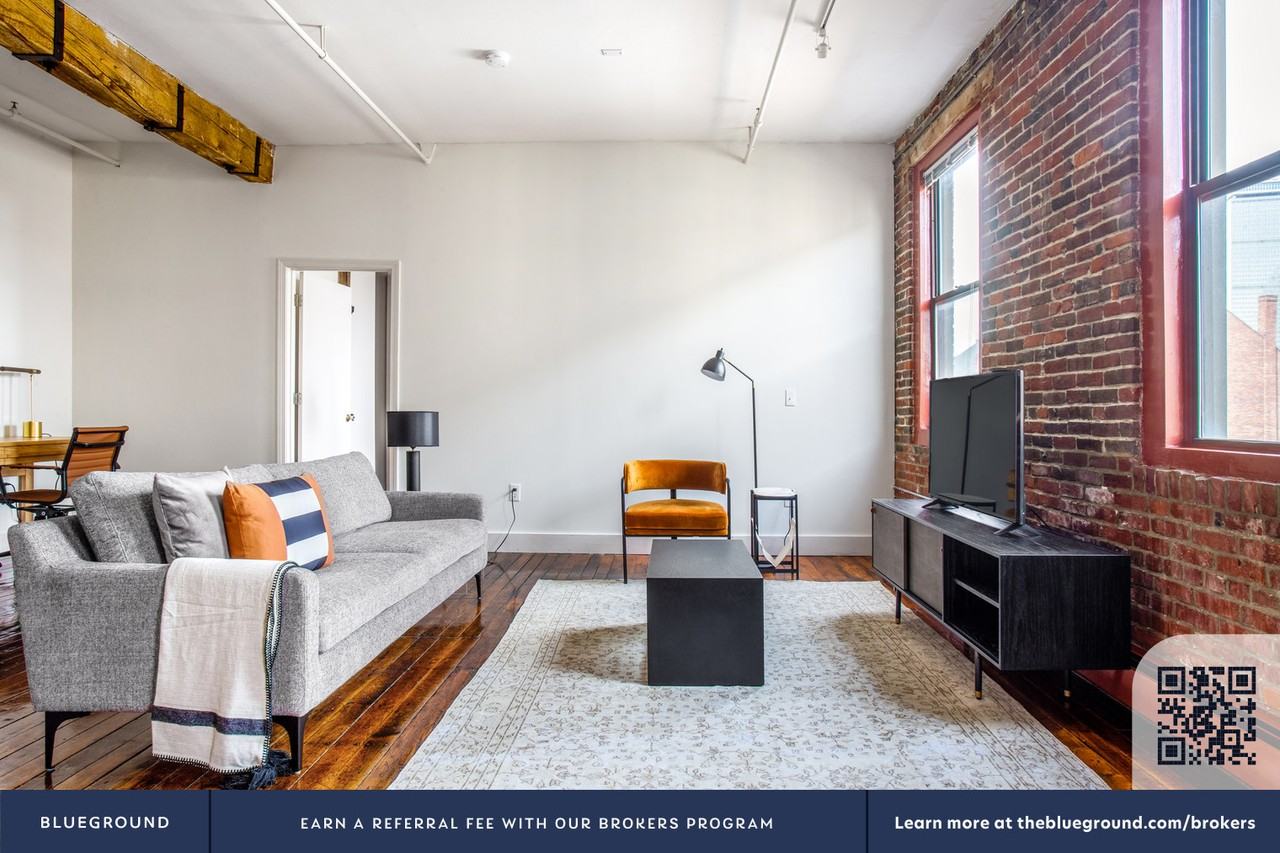 791 Tremont Street - Photo 4 of 28