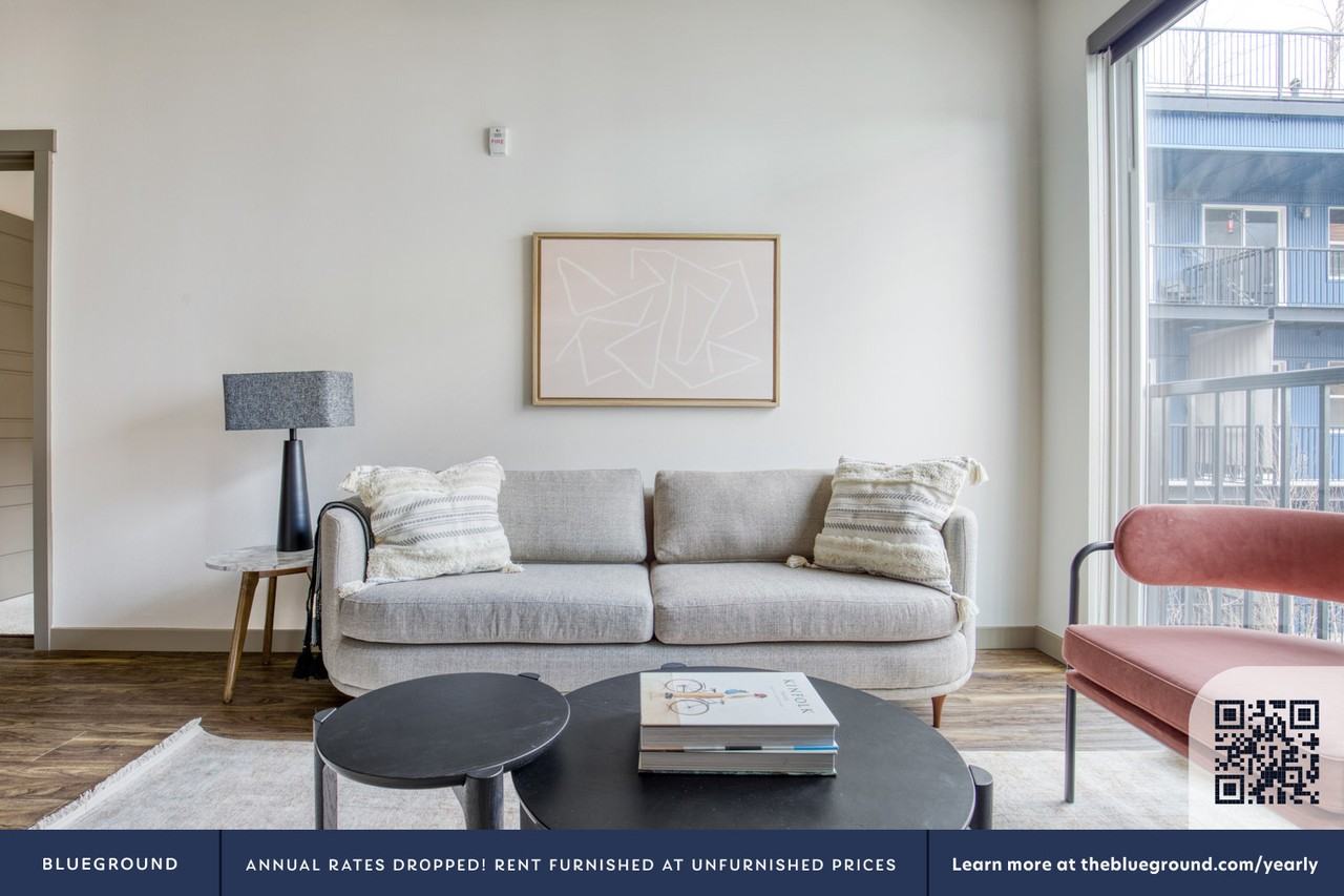 2428 Northwest Market Street - Photo 4 of 36