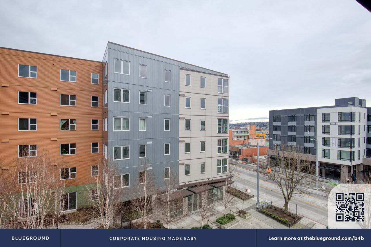 2428 Northwest Market Street - Photo 6 of 36