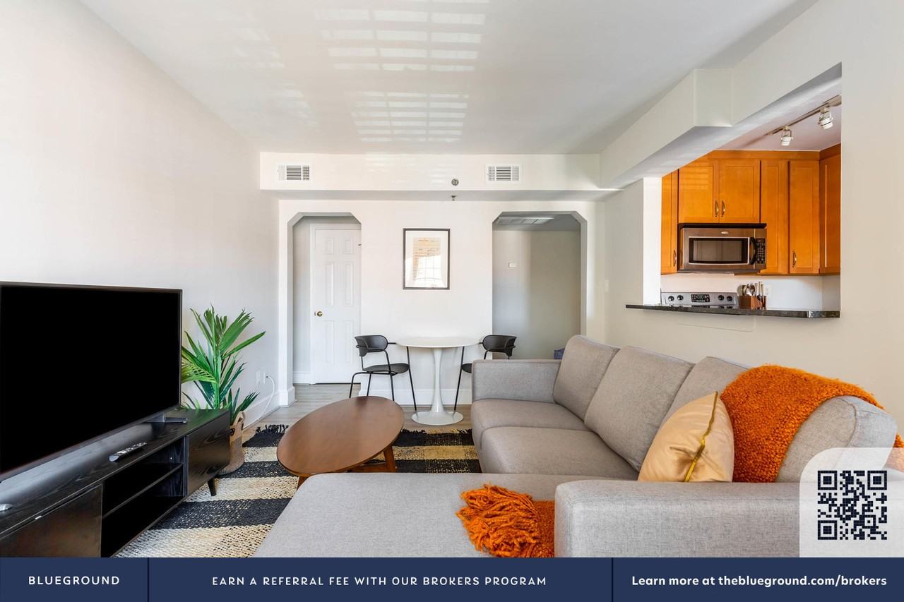 600 Bashford Lane #762 - Photo 5 of 25