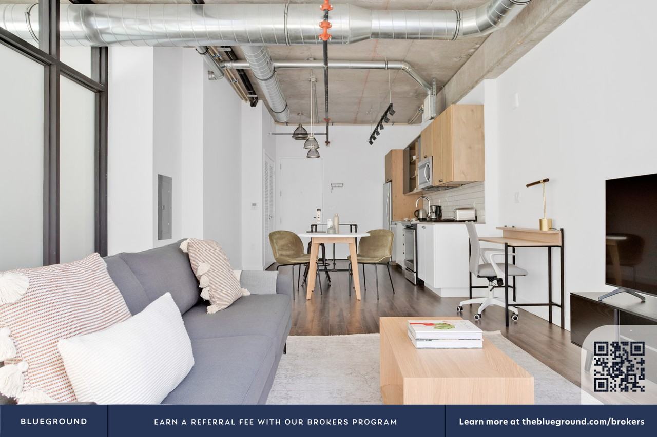 1346 4th Street Southeast - Photo 5 of 42