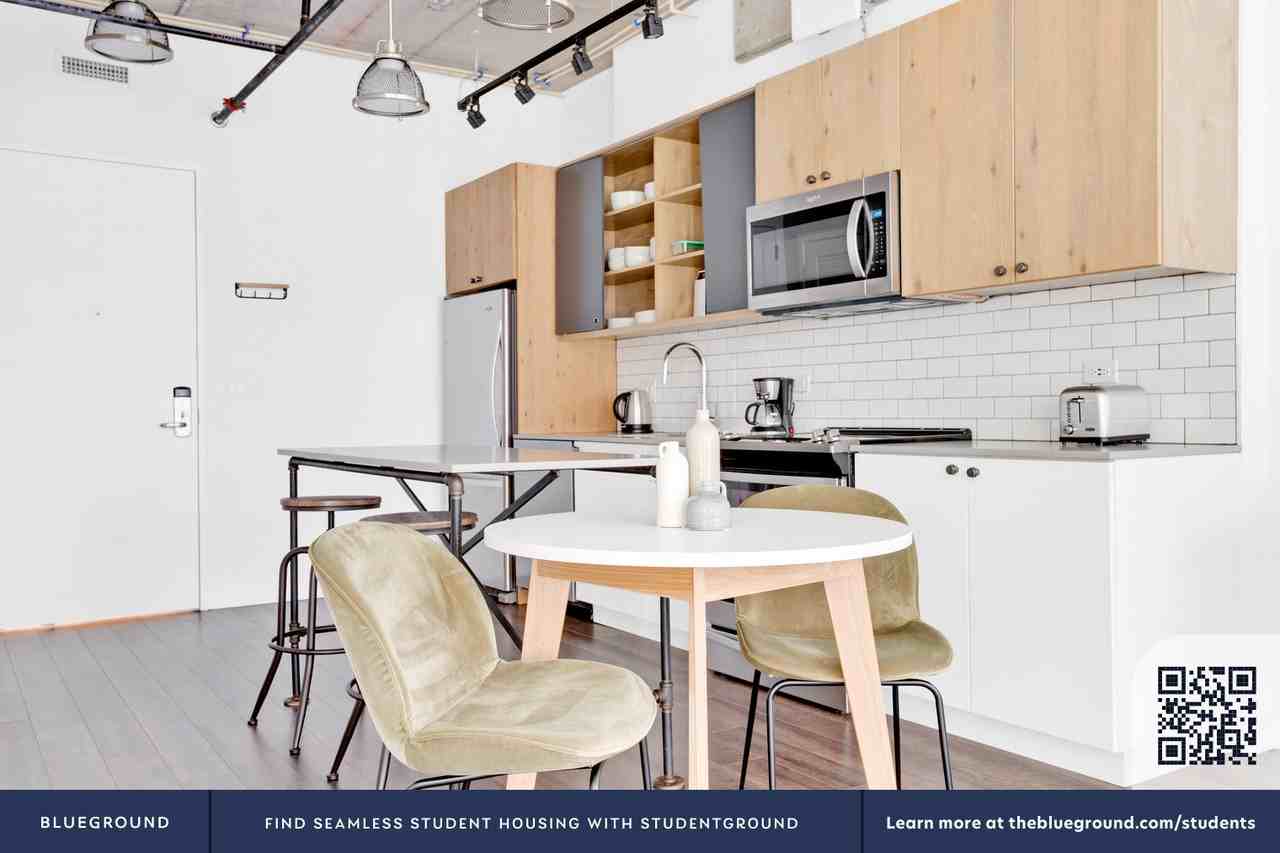 1346 4th Street Southeast - Photo 7 of 42