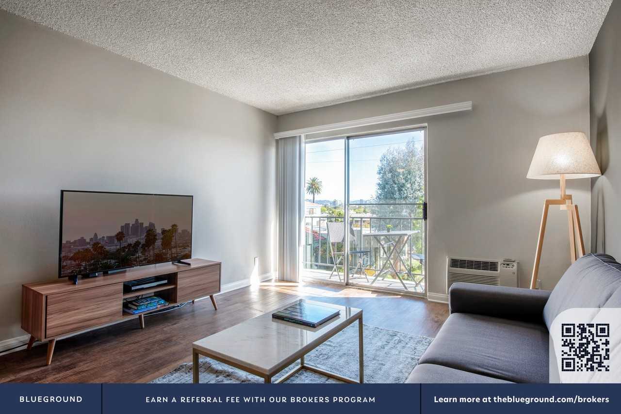 1920 6th St #77 - Photo 4 of 27