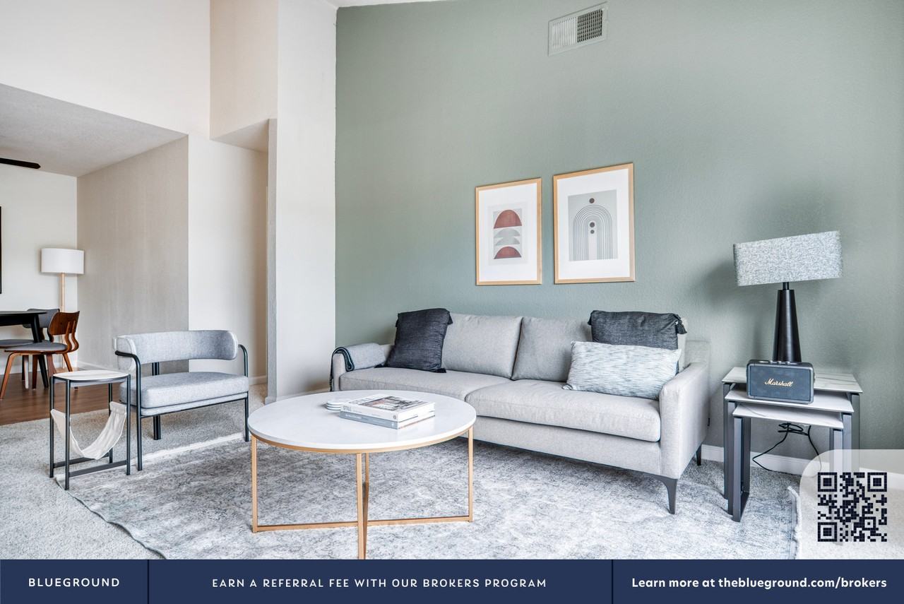 243 Rock Harbor Ln #1293 - Photo 5 of 35