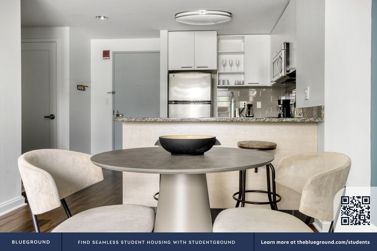 285 3rd St #717 - Photo 6 of 29