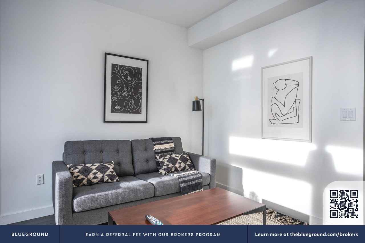 123 Washington Street - Photo 5 of 30