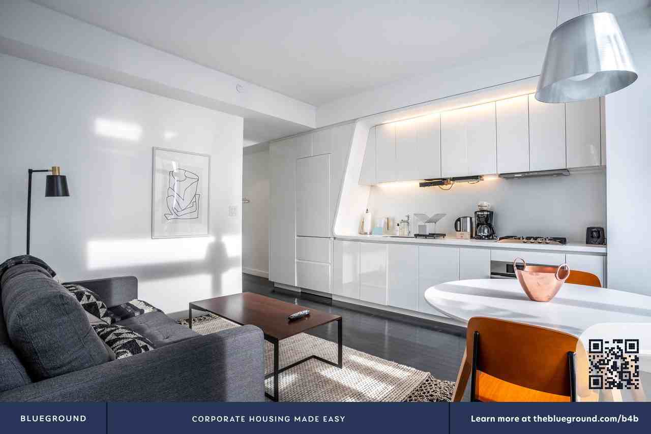 123 Washington Street - Photo 6 of 30