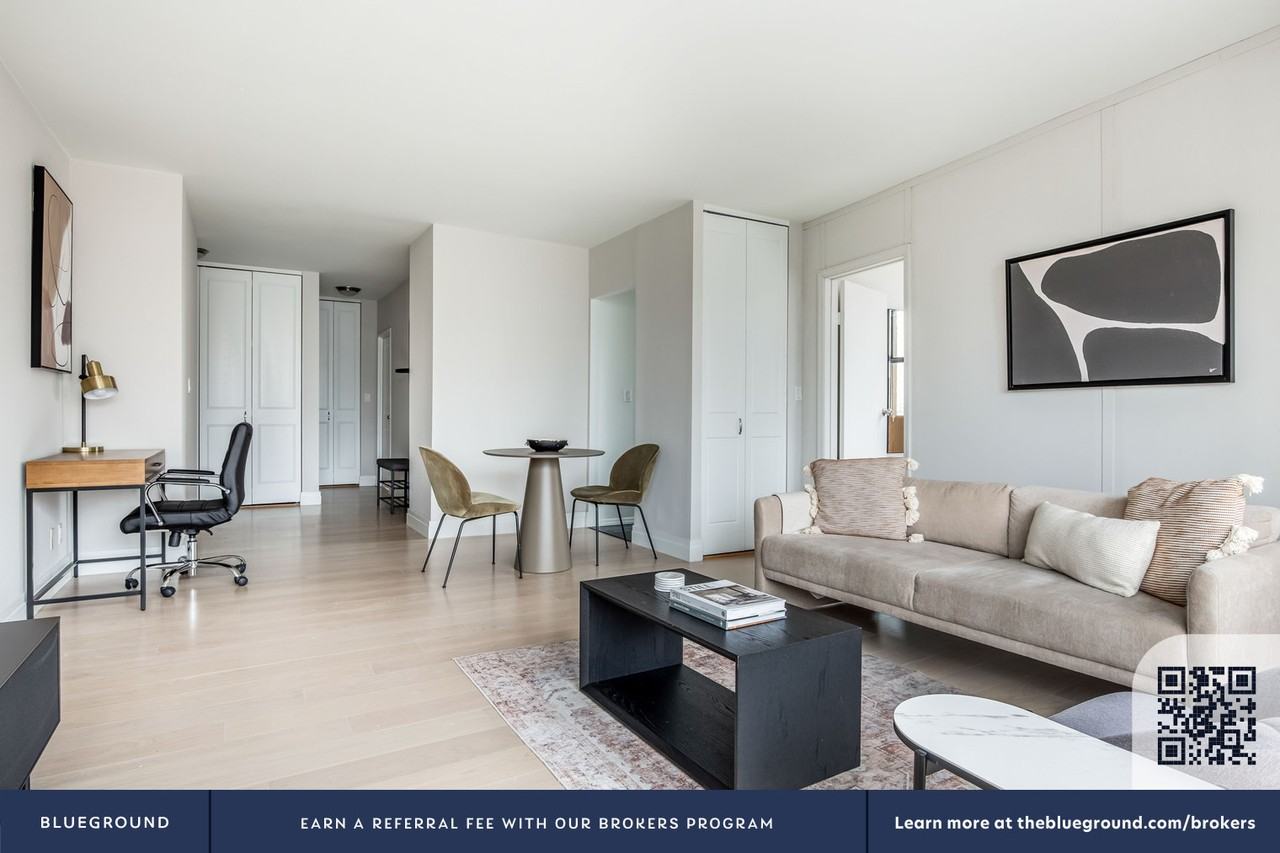 155 East 31st Street - Photo 5 of 48