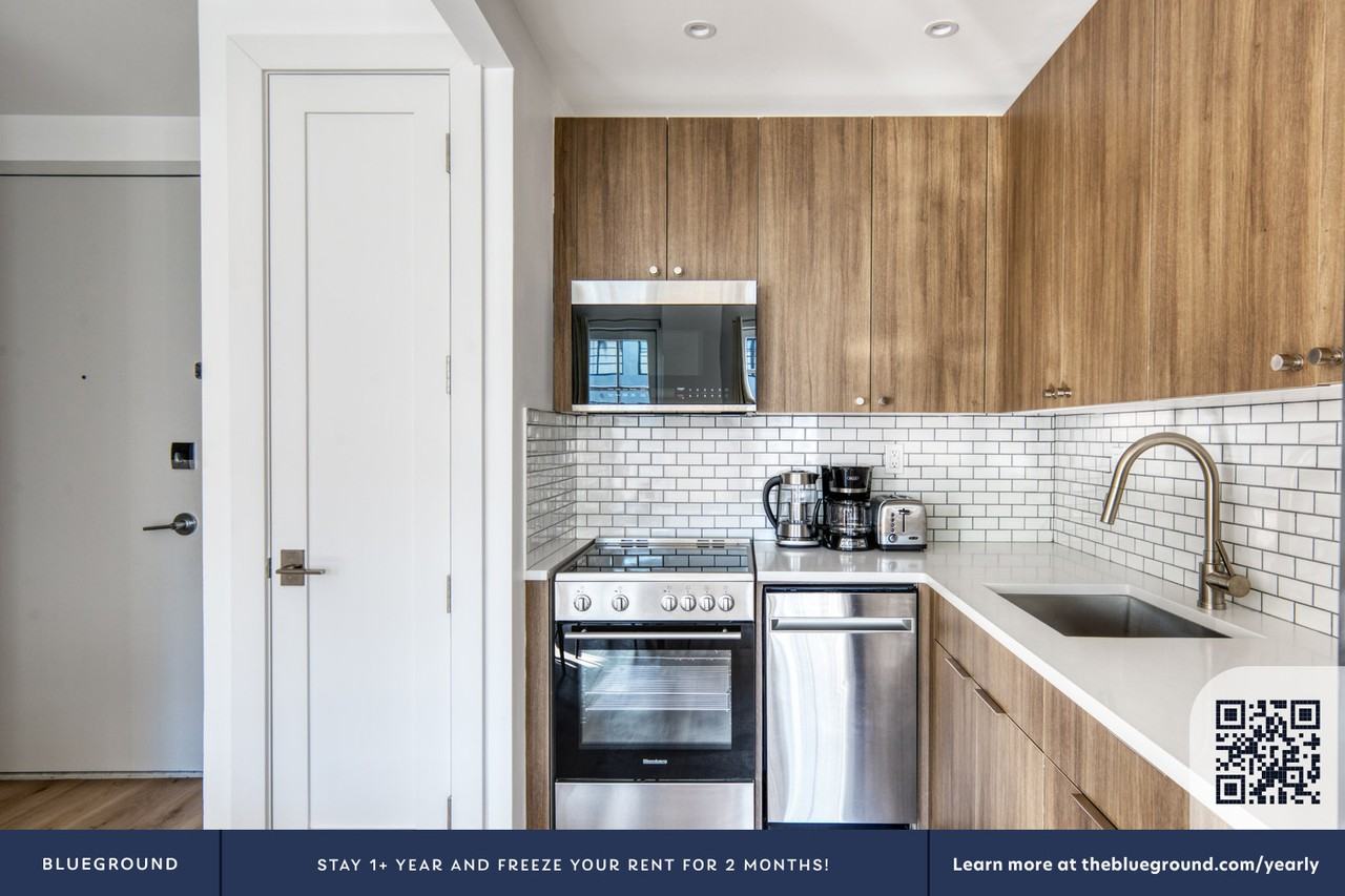 68 Gold Street - Photo 7 of 39