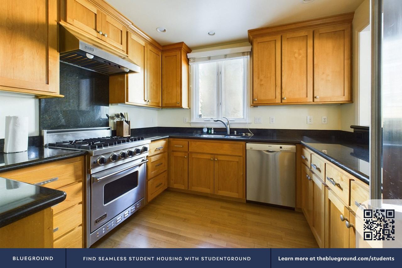 1421 San Antonio St #1513 - Photo 6 of 30