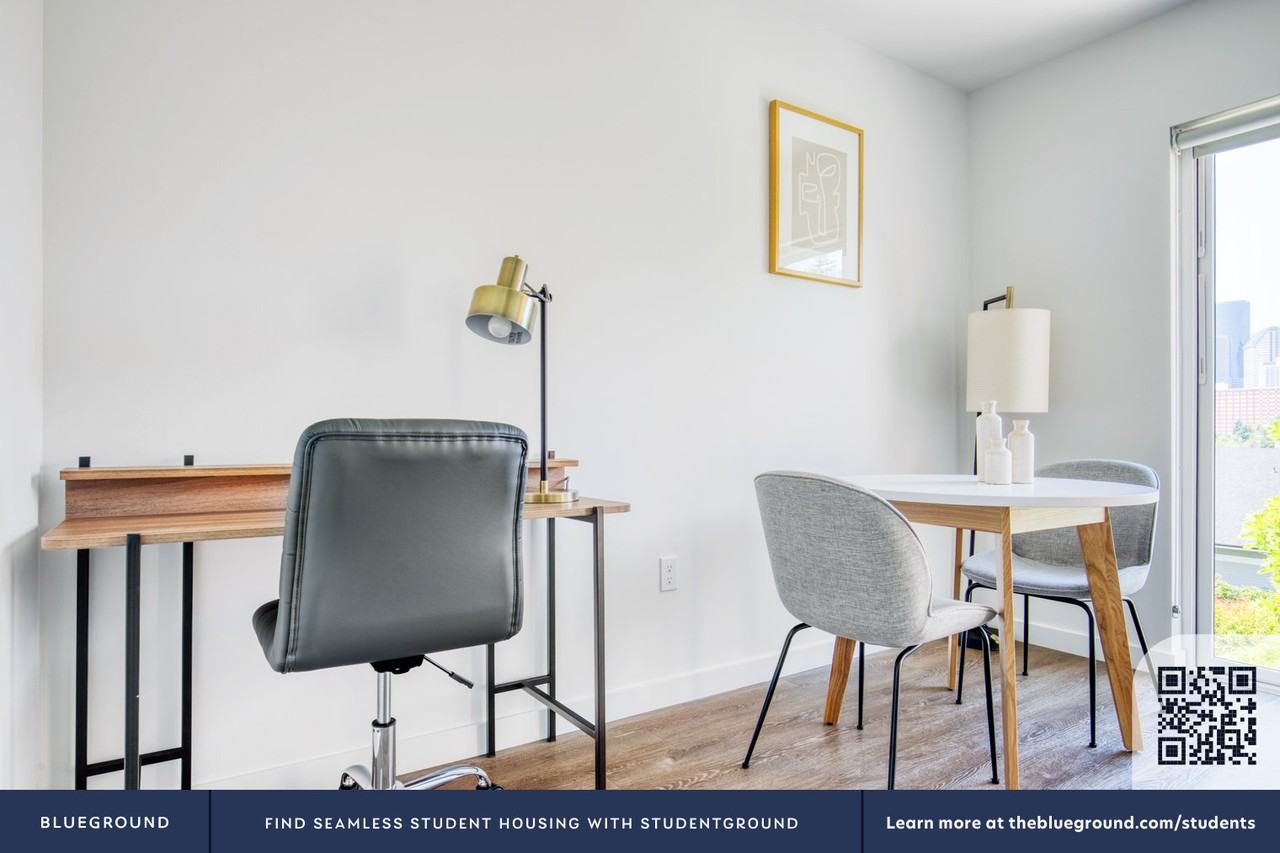 701 16th Avenue - Photo 6 of 29