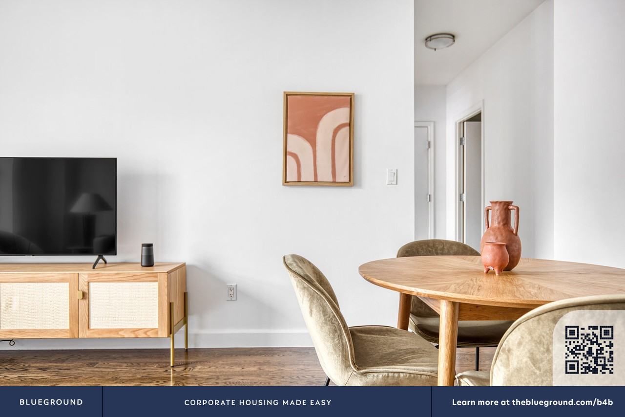212 West 91st Street - Photo 6 of 30