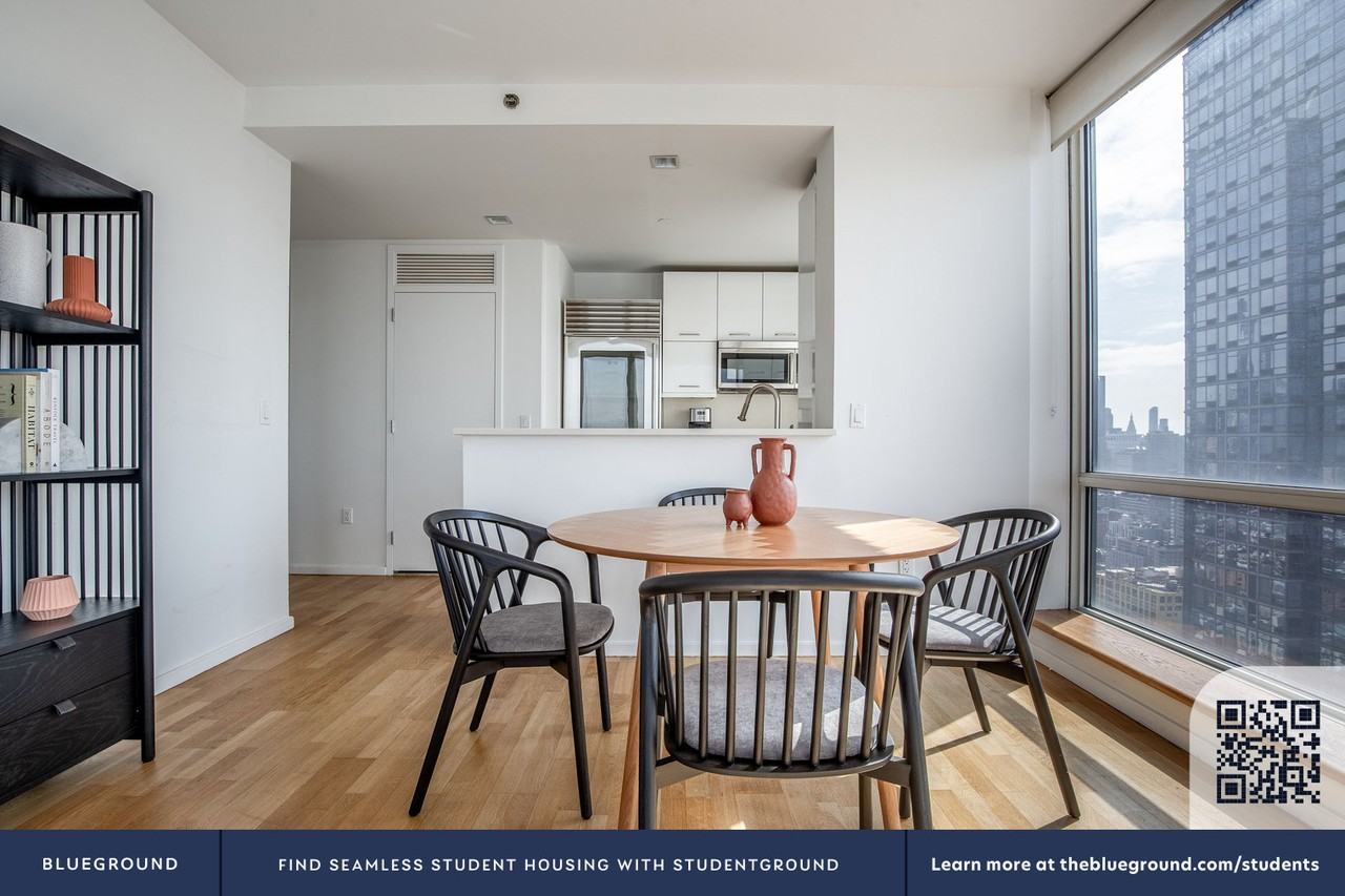 635 West 42nd Street - Photo 7 of 44