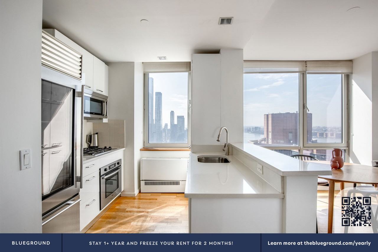 635 West 42nd Street - Photo 7 of 43