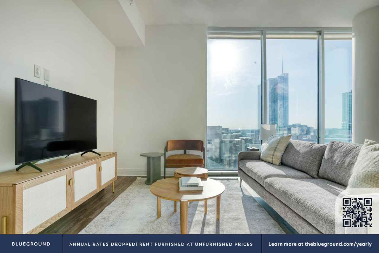 301 Brazos St #20 - Photo 4 of 37