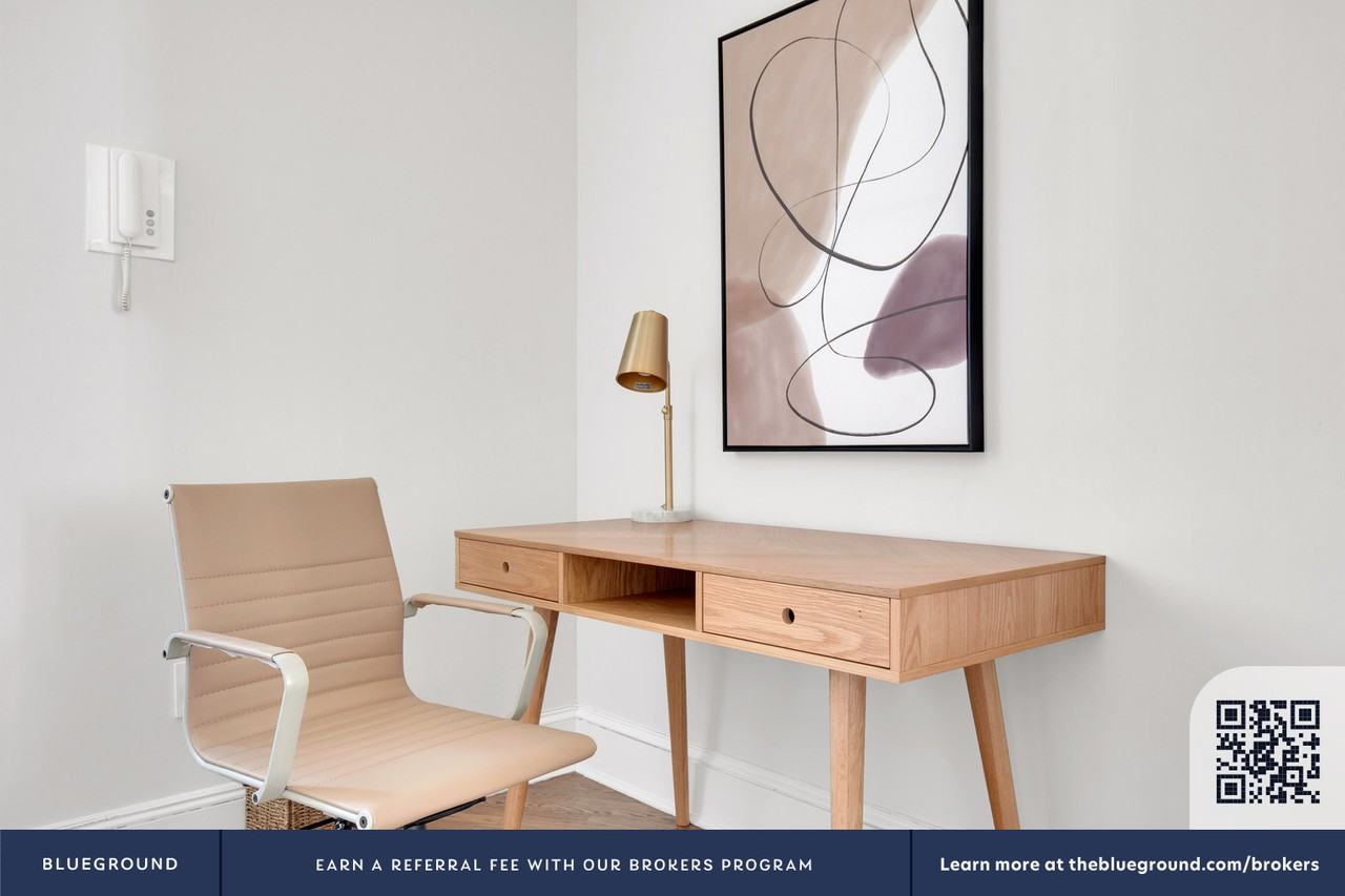 10 Sheridan Square - Photo 4 of 24